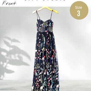 City Studio Black Floral Embroidered Prom / Formal Dress – Size 3